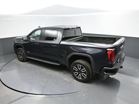 Used 2024 GMC Sierra 1500 AT4 w/ Technology Package AWD/4WD image 30