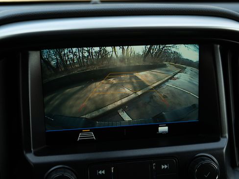 Used 2021 Chevrolet Colorado LT w/ LT Convenience Package image 29