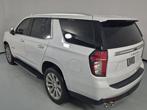 Used 2021 Chevrolet Tahoe Premier w/ Premium Package image 8