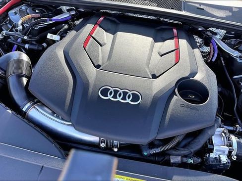 Used 2021 Audi S6 Premium Plus image 34