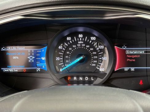 Used 2020 Ford Fusion SE FWD image 15
