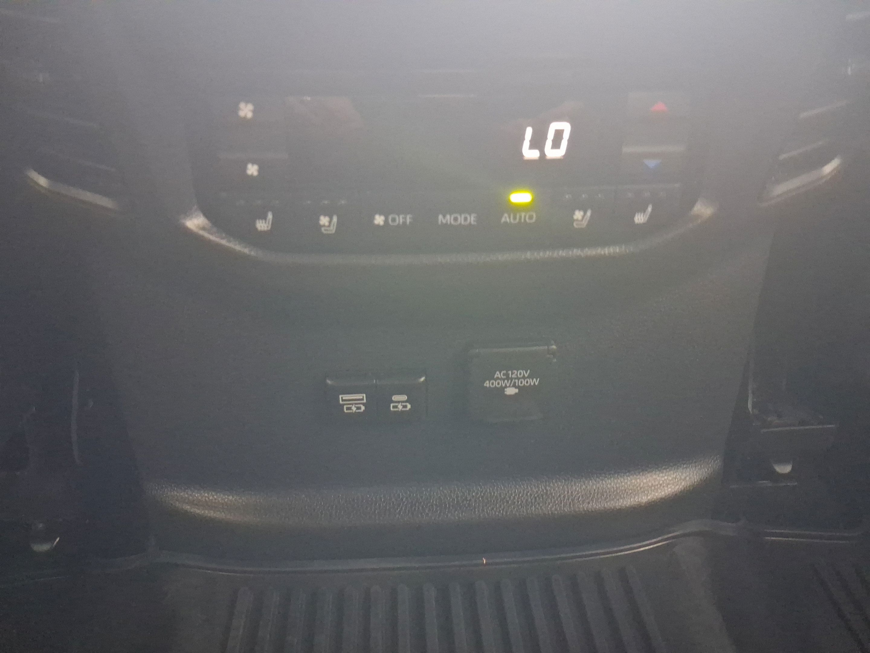 Used 2024 Toyota Sequoia Platinum RWD image 27