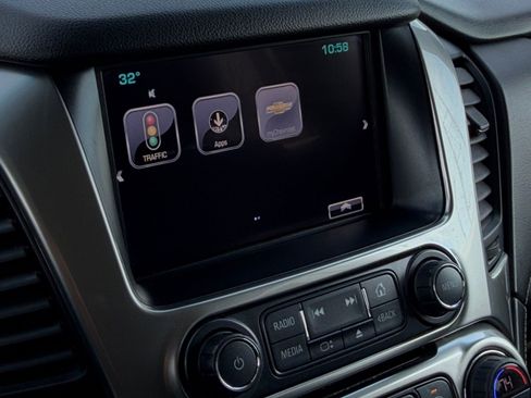 Used 2019 Chevrolet Suburban LT image 30