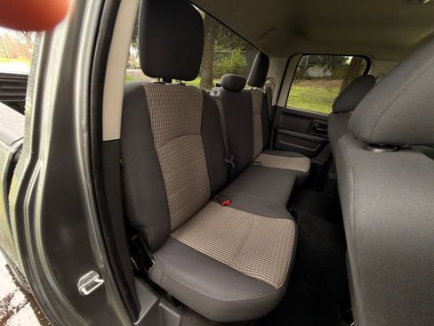 Used 2012 RAM 1500 Express image 29
