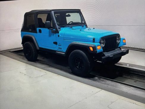 Used 2006 Jeep Wrangler X AWD/4WD image 2