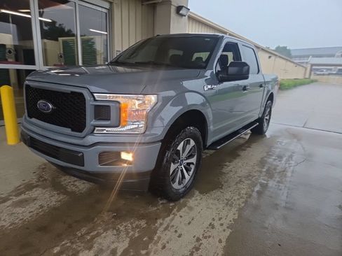 Used 2019 Ford F150 XL w/ Equipment Group 101A Mid RWD image 3