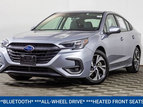 Used 2025 Subaru Legacy Premium AWD/4WD image 2