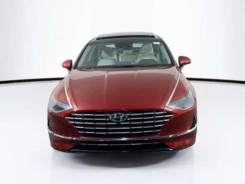Used 2023 Hyundai Sonata Limited FWD image 2