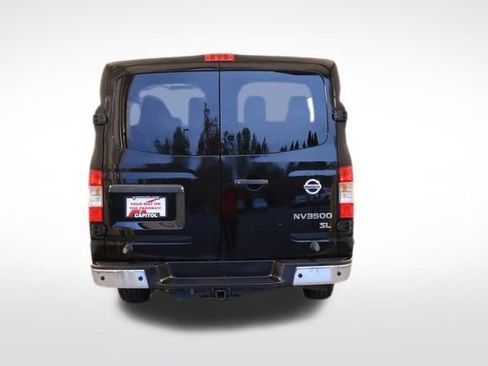 Used 2017 Nissan NV 3500 SL image 3