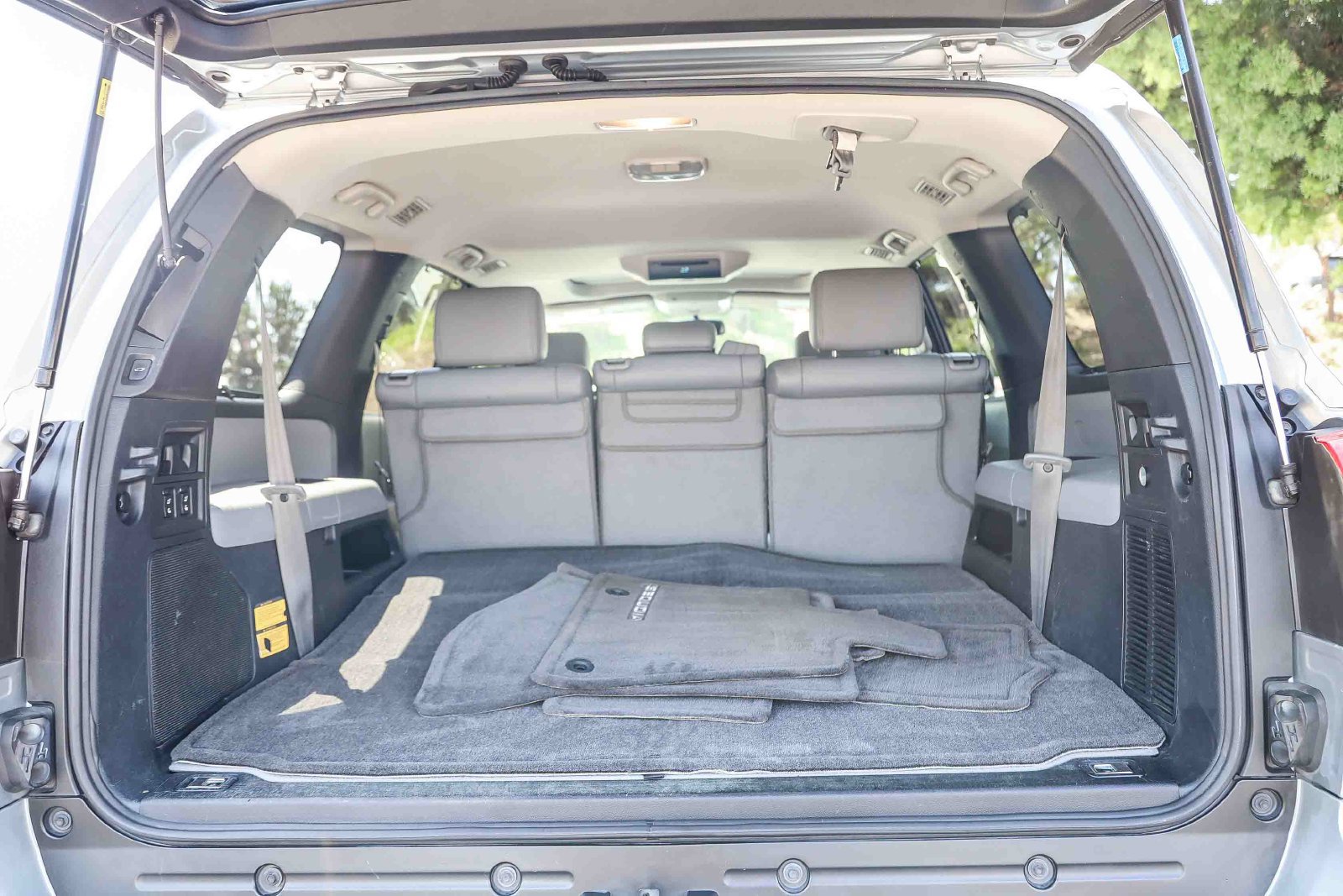 Certified 2016 Toyota Sequoia Limited w/ Safety & Convenience Package AWD/4WD image 24