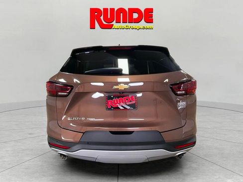 Certified 2023 Chevrolet Blazer LT w/ Driver Confidence Package image 4