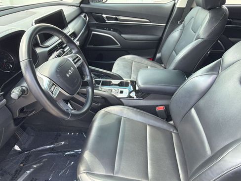 Used 2022 Kia Telluride S AWD/4WD image 5
