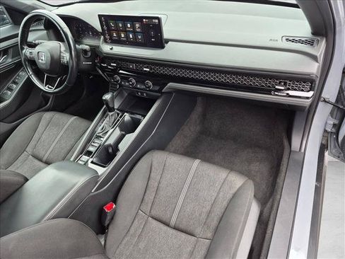 Used 2023 Honda Accord Sport image 18