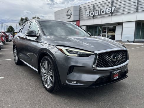 Used 2020 INFINITI QX50 Sensory image 2