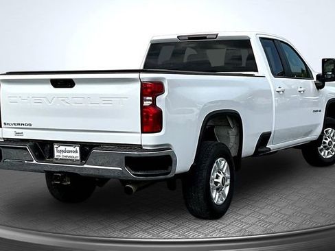 Used 2022 Chevrolet Silverado 2500 LT image 6