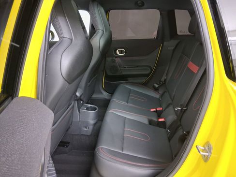 Certified 2025 MINI Cooper S image 14