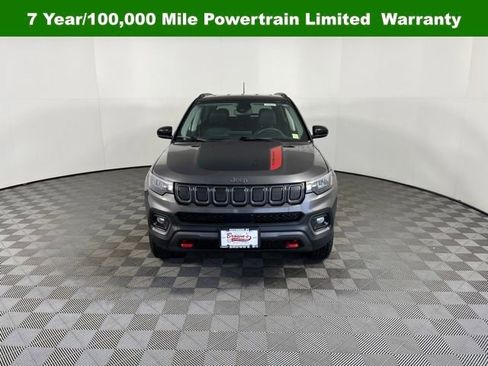 Used 2022 Jeep Compass Trailhawk image 2