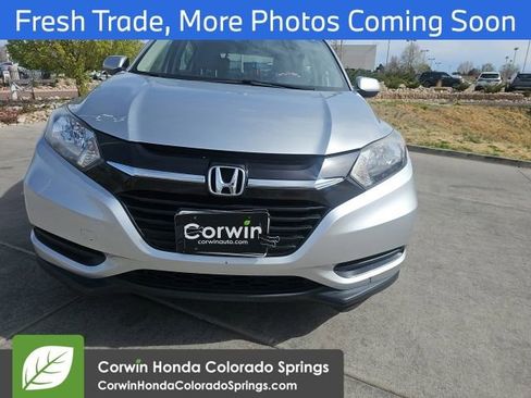 Used 2016 Honda HR-V LX image 3