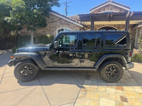 Used 2021 Jeep Wrangler Unlimited Sport AWD/4WD image 2