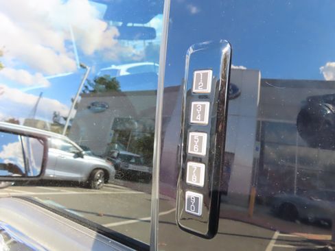 Used 2022 Ford F150 XLT w/ Equipment Group 302A High image 10