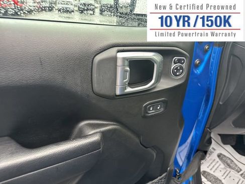 Used 2024 Jeep Wrangler Rubicon w/ Safety Group image 13