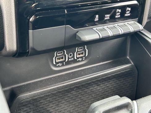 Certified 2023 RAM 1500 Laramie image 26