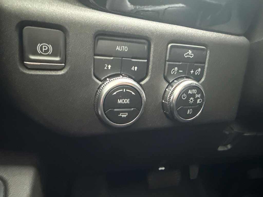 Used 2024 GMC Sierra 1500 Elevation AWD/4WD image 21