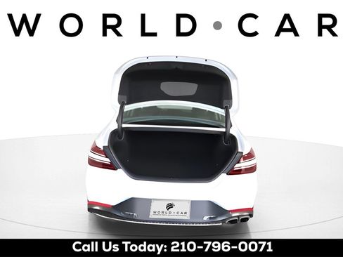 Used 2023 Genesis G70 2.0T image 7