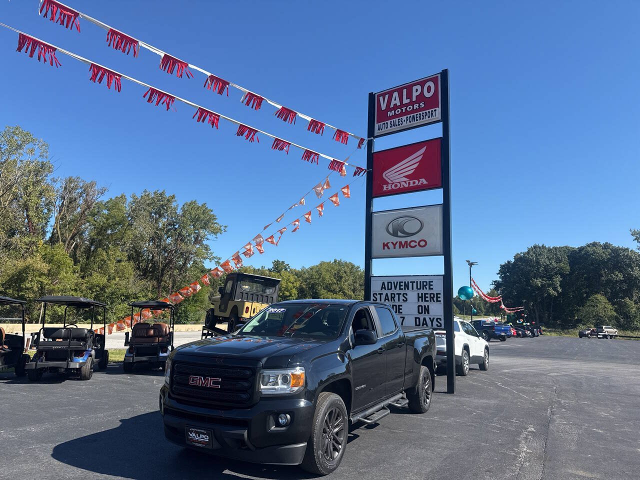 Used 2017 GMC Canyon SLE w/ Nightfall Edition AWD/4WD image 3