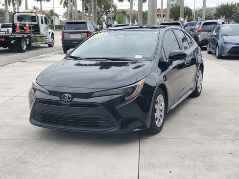 Certified 2024 Toyota Corolla LE FWD image 7