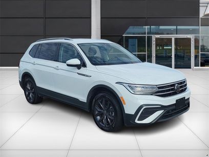 Used 2024 Volkswagen Tiguan SE