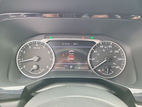 Used 2025 Nissan Pathfinder SV AWD/4WD image 24