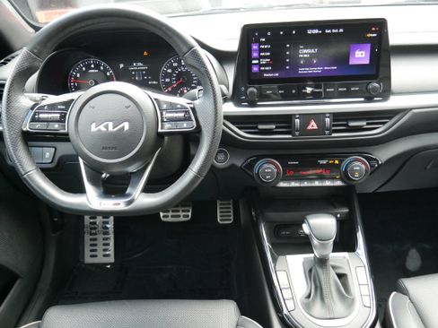 Certified 2022 Kia Forte GT-Line w/ GT-Line Premium Package image 16