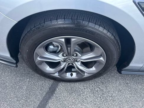 Used 2024 Honda Accord EX image 35