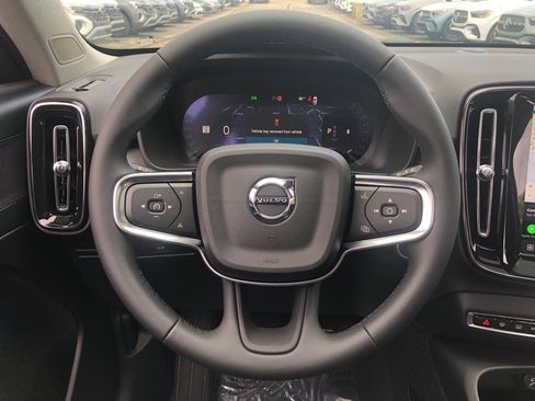 New 2026 Volvo XC40 B5 Plus w/ Protection Package Premier image 19