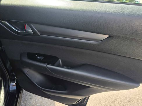 Used 2018 MAZDA CX-5 Sport FWD image 13