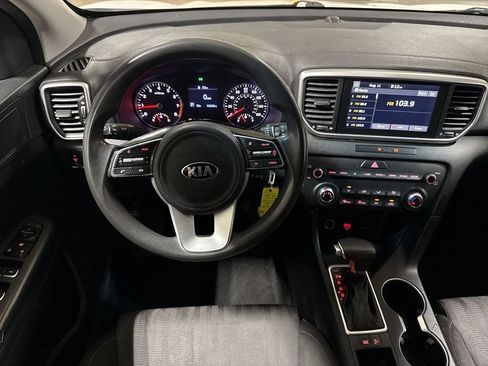 Used 2020 Kia Sportage LX FWD image 11