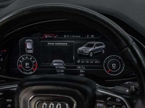 Used 2017 Audi Q7 3.0T Premium Plus image 24