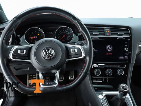 Used 2020 Volkswagen GTI SE FWD image 20