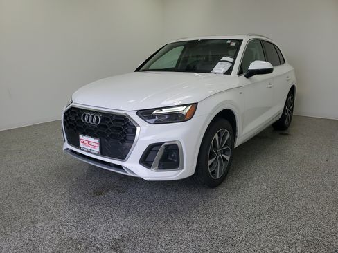 Used 2023 Audi Q5 2.0T Premium Plus AWD/4WD image 2