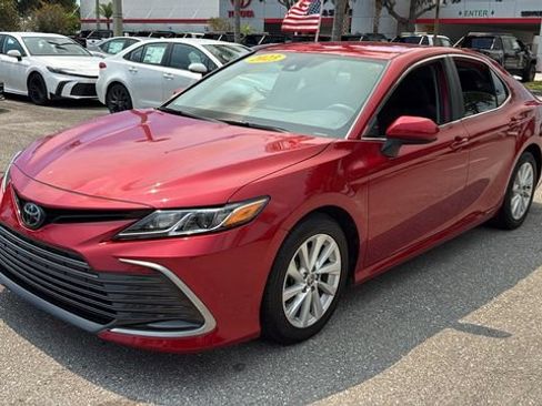 Certified 2023 Toyota Camry LE FWD image 3