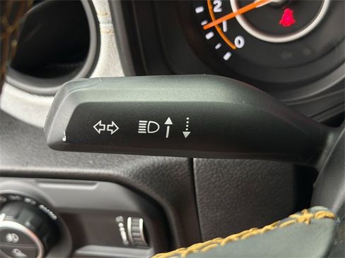 Used 2024 Jeep Gladiator Sport image 31