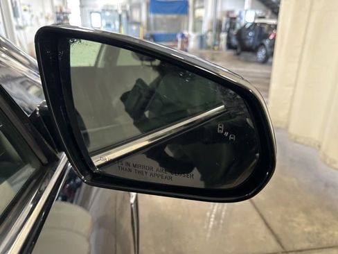 Used 2016 Cadillac SRX Luxury w/ Driver Awareness Package image 37