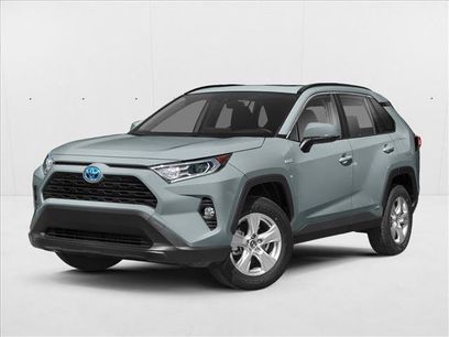 Used 2021 Toyota RAV4 XLE w/ Carpet Mat Package (TMS)