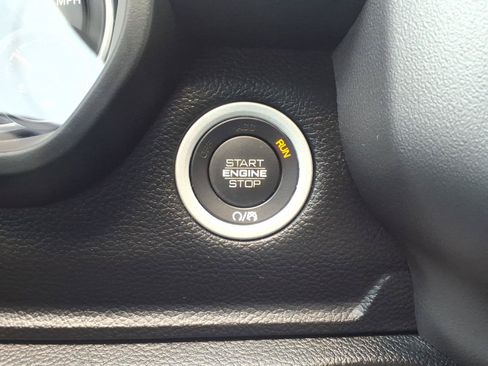 Used 2019 RAM 1500 Big Horn AWD/4WD image 25