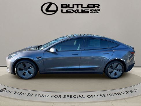 Used 2022 Tesla Model 3 Long Range image 8