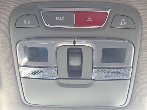 Used 2023 Kia Telluride EX w/ EX Captain's Chair Package image 31