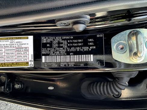 Used 2023 Toyota 4Runner SR5 AWD/4WD image 19