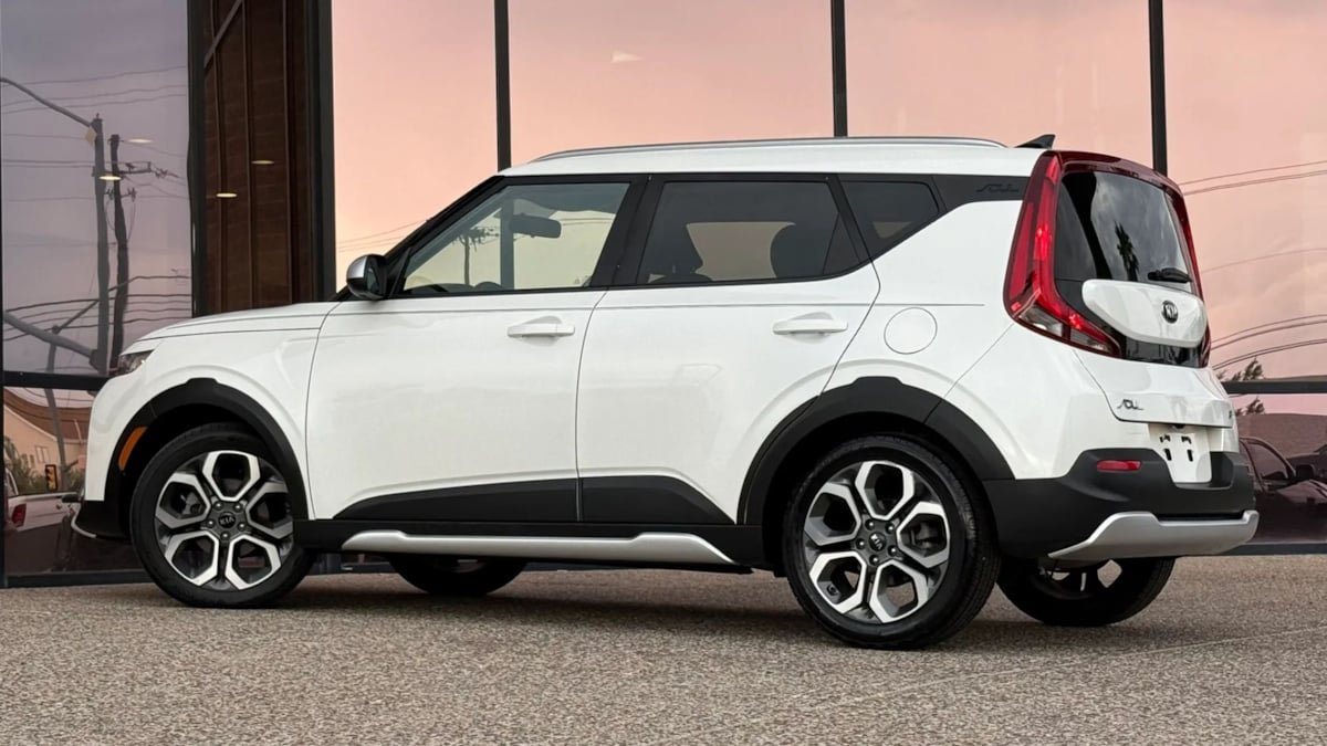 Used 2020 Kia Soul X-Line FWD image 6
