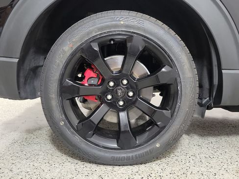 Used 2023 Ford Explorer ST w/ Equipment Group 401A AWD/4WD image 5